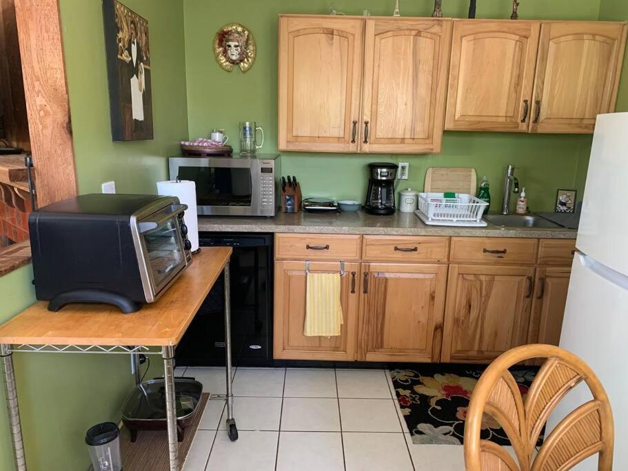 One Bed Suite Near Beaches And Downtown Σεϊρασότα Εξωτερικό φωτογραφία