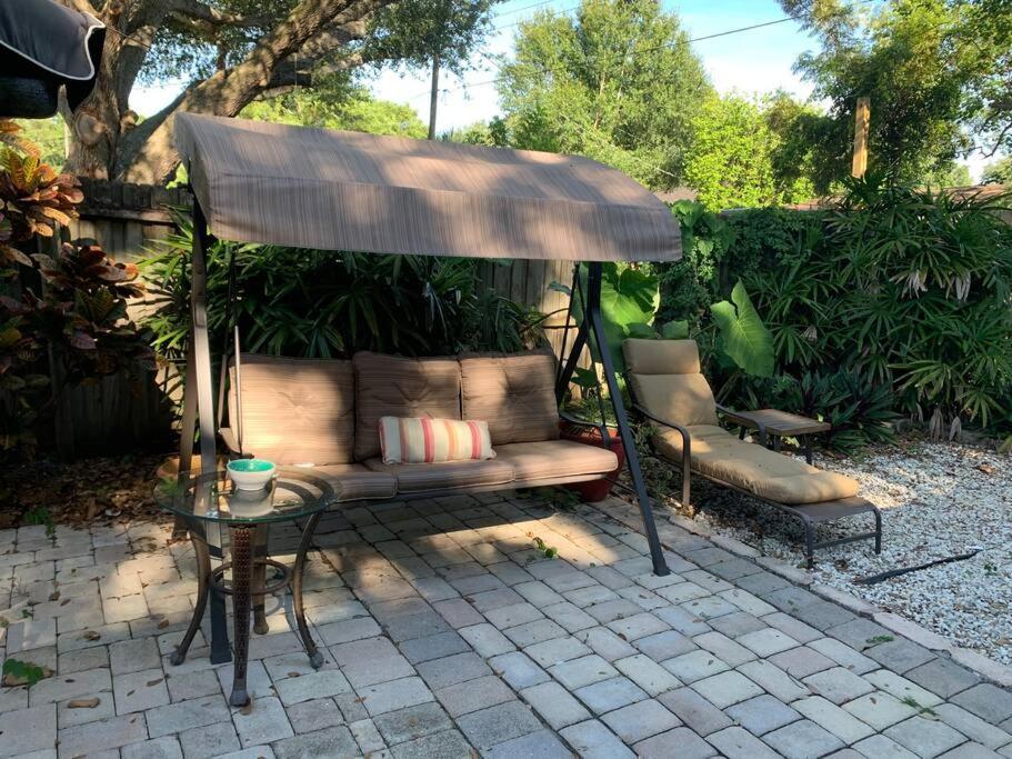 One Bed Suite Near Beaches And Downtown Σεϊρασότα Εξωτερικό φωτογραφία